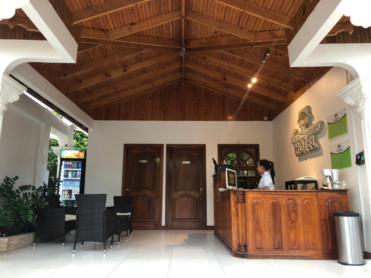 Hotel Los Higuerones Paso Canoas Luaran gambar
