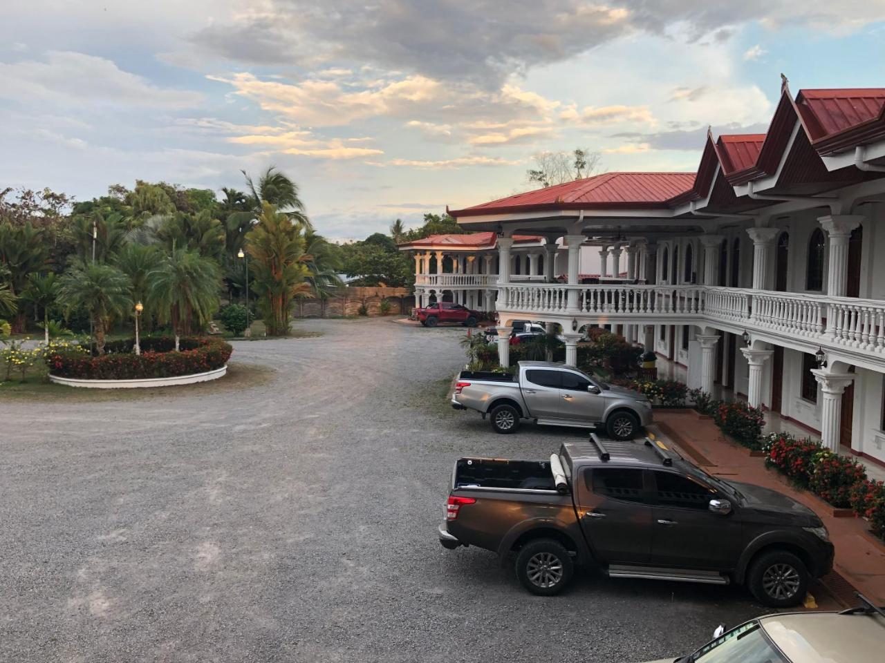 Hotel Los Higuerones Paso Canoas Luaran gambar