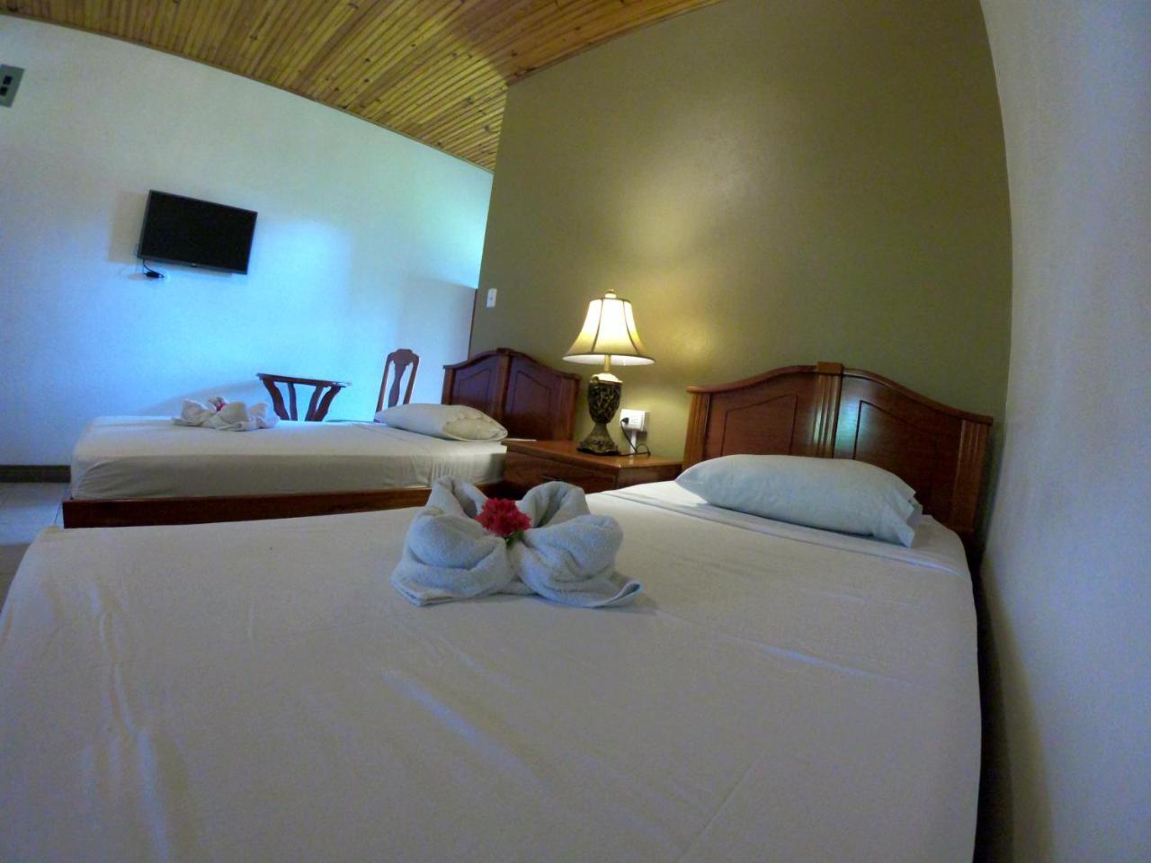 Hotel Los Higuerones Paso Canoas Luaran gambar